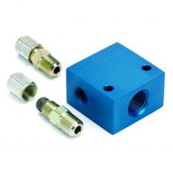 Autometer Fitting Adapter Transmission Line 5 16 Od Tubing 1 2 Nptf